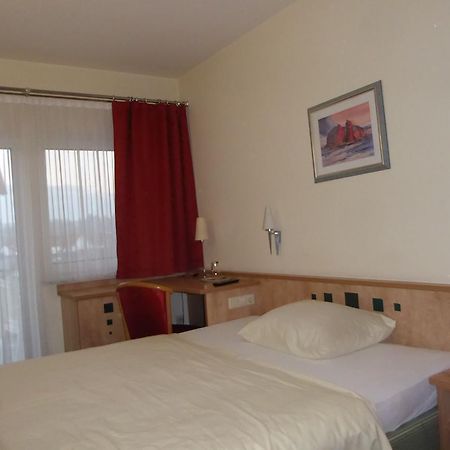 Hotel Ring Park Buchen  Exterior photo