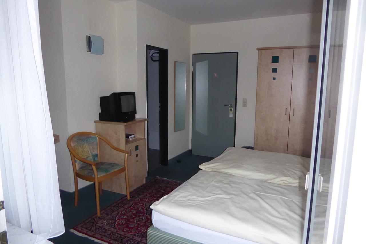 Hotel Ring Park Buchen  Exterior photo