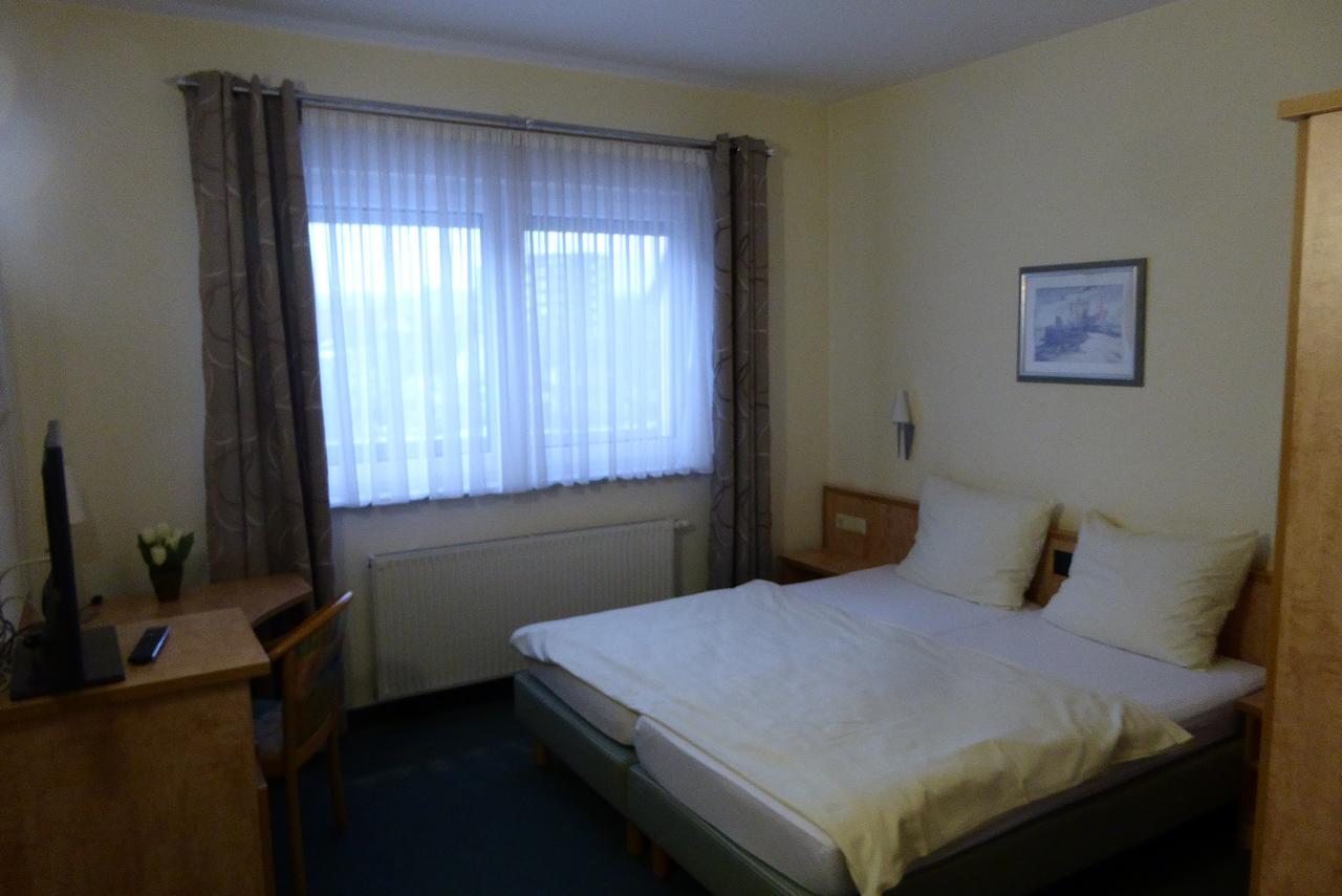 Hotel Ring Park Buchen  Exterior photo