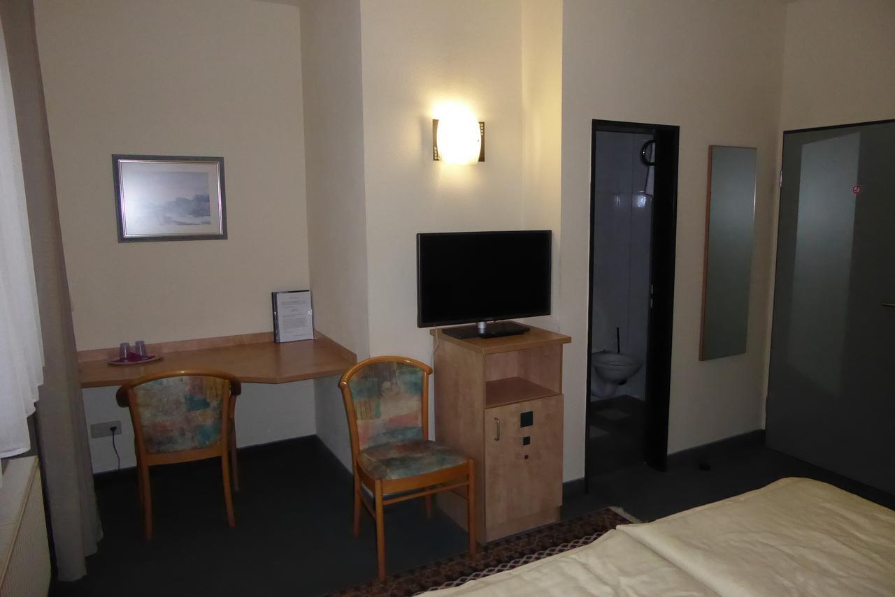 Hotel Ring Park Buchen  Exterior photo